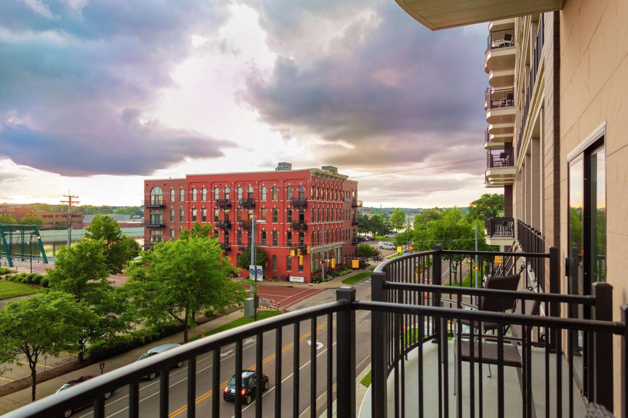 Embassy Suites By Hilton Grand Rapids Downtown Luaran gambar